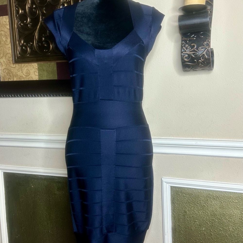 French Connection Navy Blue Bandage Dress • Women’s Size 6 • Excellent Condition